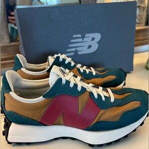 Women’s New Balance 327 - Size 8